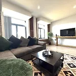 Urban Loft *