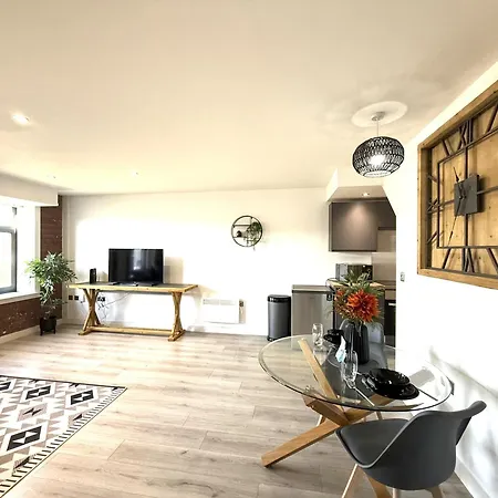 Urban Loft *